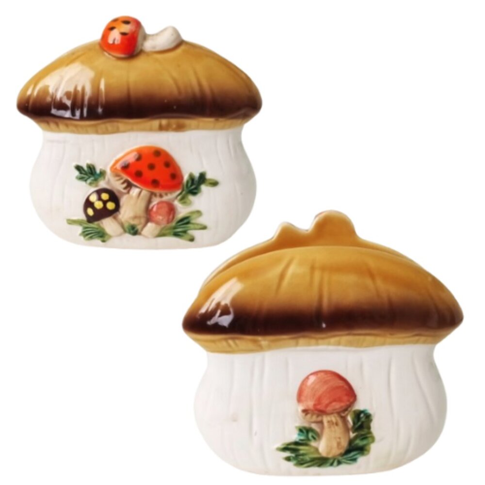 VINTAGE 70s MERRY MUSHROOM NAPKIN HOLDER